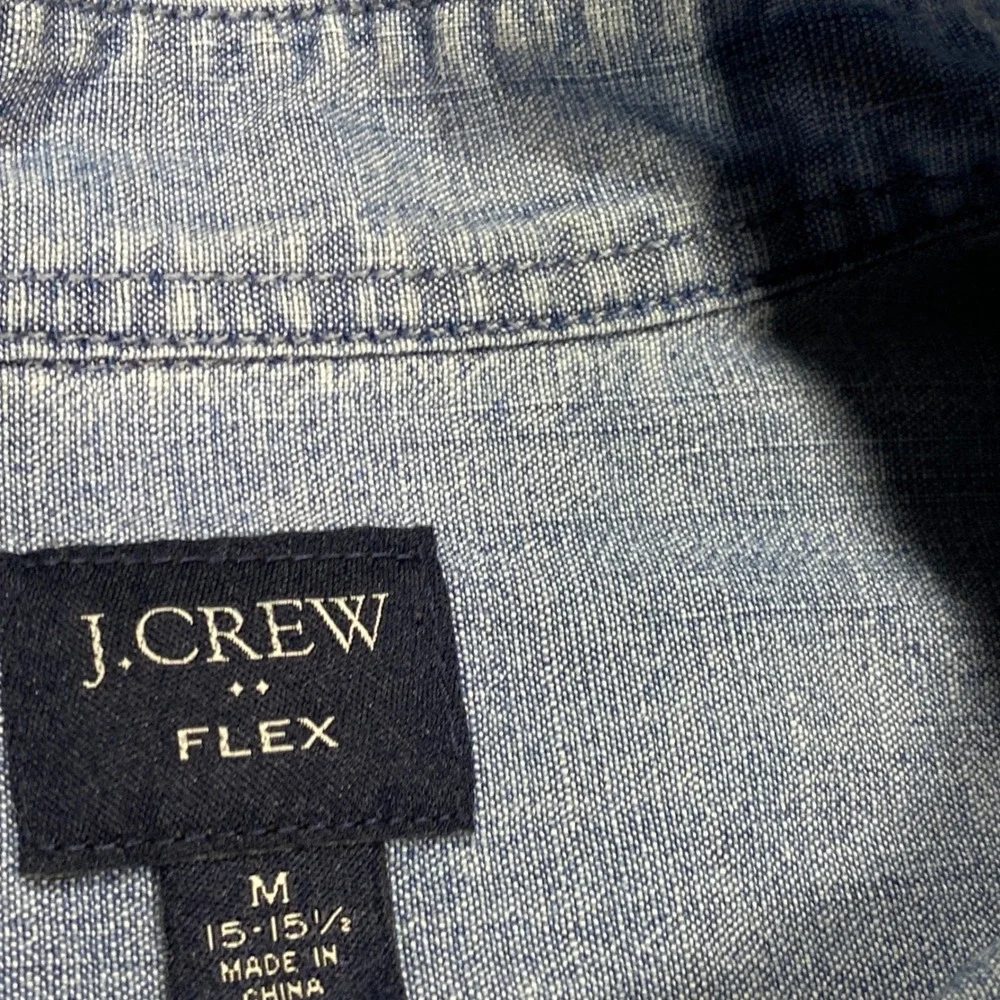 J. Crew Shirt Flex Chambray Button Down DenimMens Medium Blue Long Sleeve Cotton